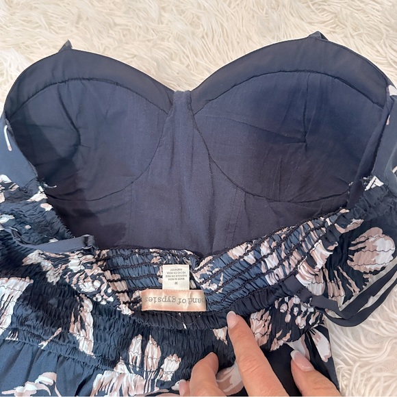 Band of Gypsies Navy Pink Floral Wide Leg Jumpsuit Size M - Picture 11 of 13